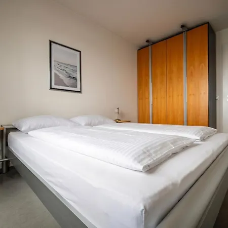 Exklusives Penthouse Am Suedstrand Mit Dachterrasse & Meerblick Wohnung 37 شقة